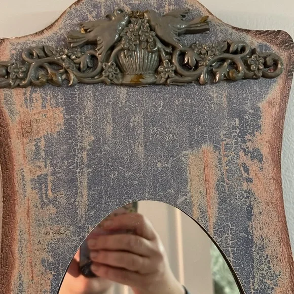 Decorative mirror with knobs - Picture 2 of 3